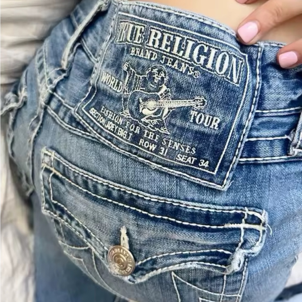 True Religion Blue Jeans with Signature Stitching